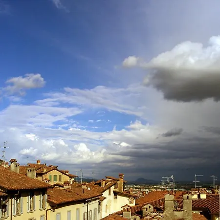 Bed and Breakfast La Torre Della Meridiana Μπέργκαμο