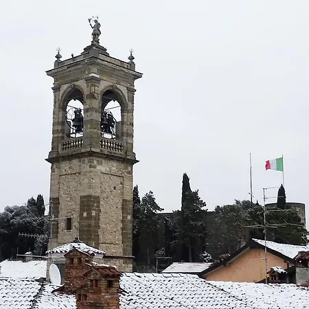 La Torre Della Meridiana Bed and Breakfast *