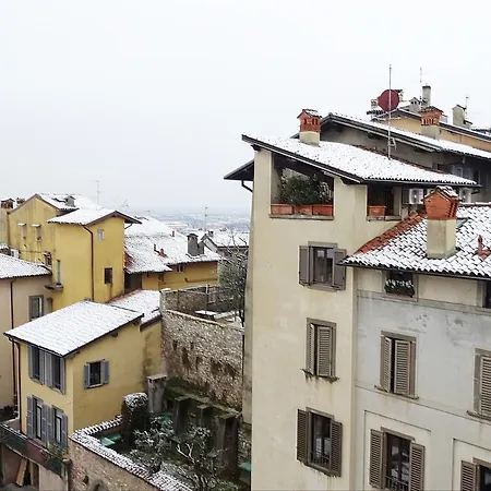 La Torre Della Meridiana Bed and Breakfast Μπέργκαμο