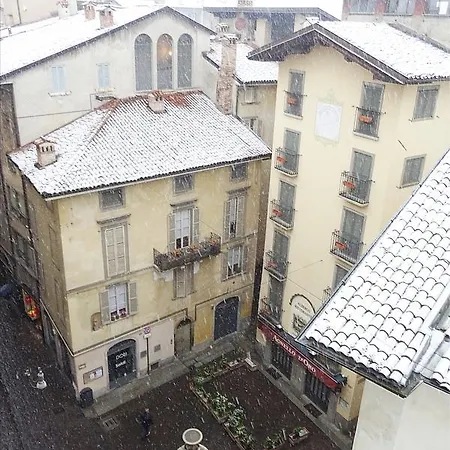 La Torre Della Meridiana Bed and Breakfast *