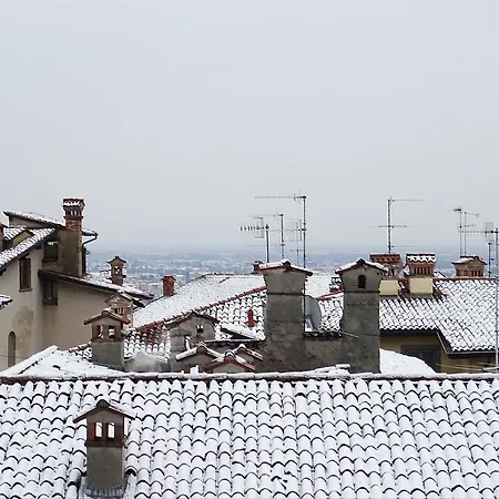 La Torre Della Meridiana Bed and Breakfast Μπέργκαμο